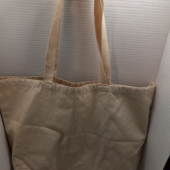 Chris Stapleton Q-Tees Canvas Fabric 15 1/2 in long x 20 in wide Cream Tote Bag - Picture 5 of 10